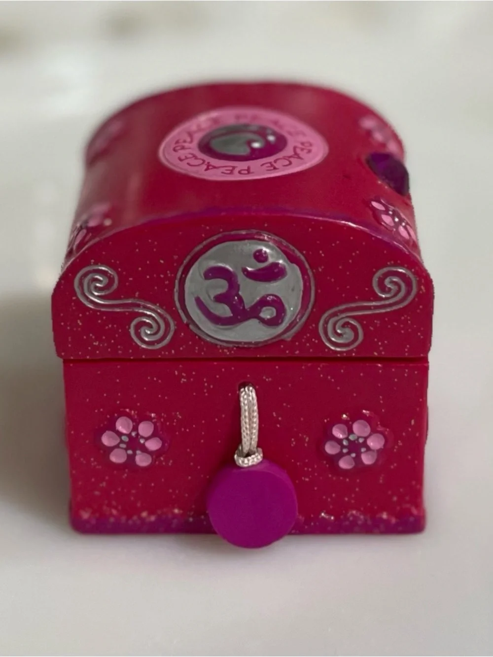 Vintage 2000 Claire’s PinkTreasure Chest Trinket Box Peace Tranquility Y2K